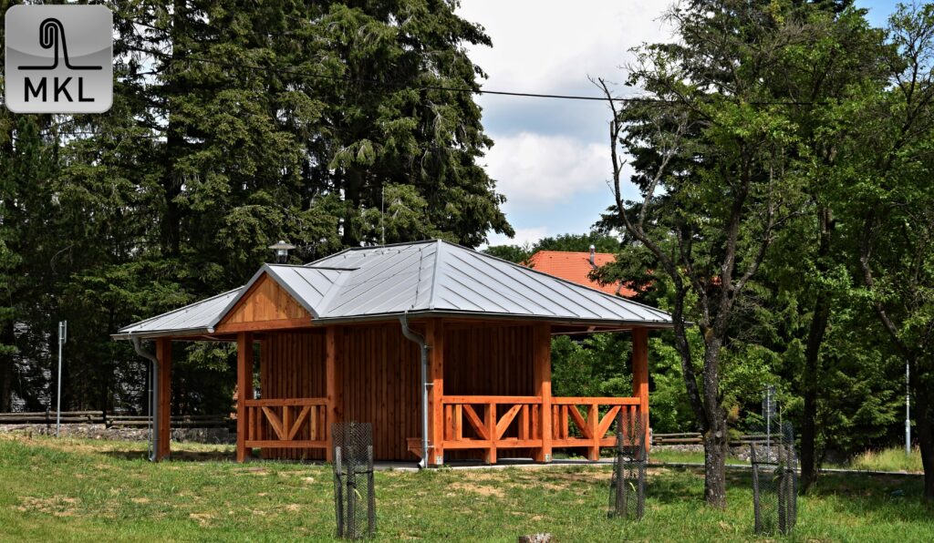 Jednoúrovňová galéria 205